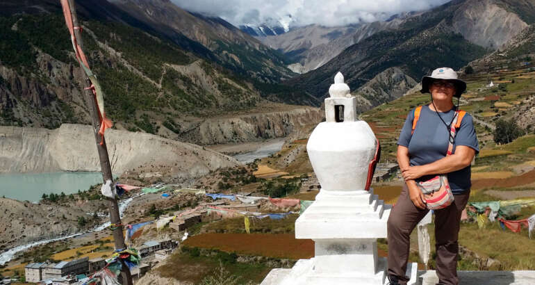 Esta foto es en Nepal. A mis 50 años me autorregalé un sueño y a la vez un reto: hacer trekking por la ruta de los Annapurnas. Es lo más lejos que he llegado. Pero mi amor a las montañas las he vivido siempre en mis islas Canarias.